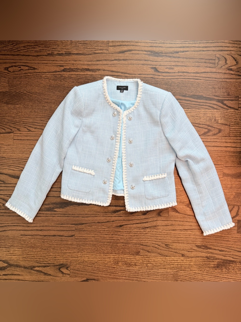 NWOT Tahari Women’s  Light Blue Cropped Tweed Jacket - Classic Trim - size 8